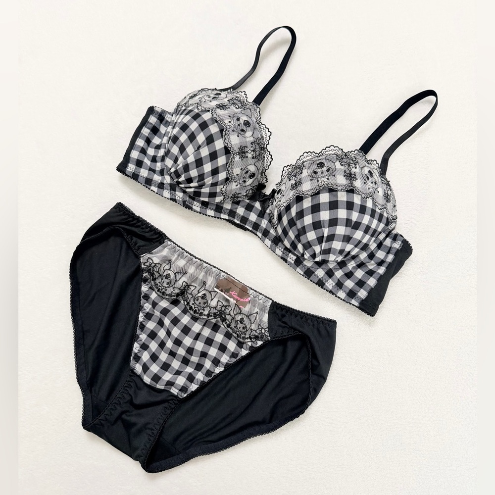 34AB SANRIO KUROMI Japanese limited authentic Embroidery wireless bra panty set
